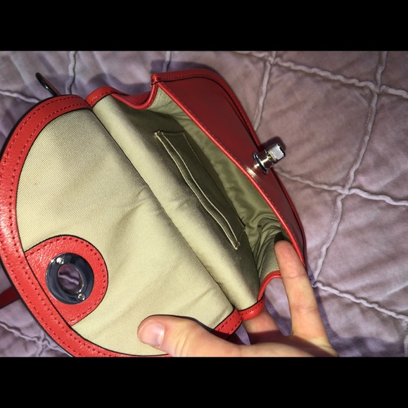 Coach Satchel - Picture 4 of 4